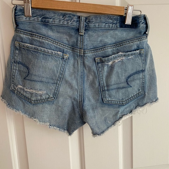 American Eagle Jean Shorts - Size 2 - Picture 5 of 5